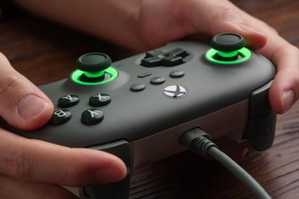 Imagem de Controlador 8Bitdo Ultimate C com fio para Xbox Series XS, One