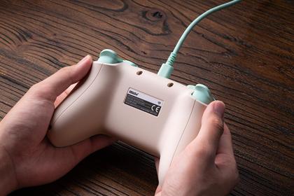 Imagem de Controlador com fio 8Bitdo Ultimate 2C Hall Effect para PC e Android