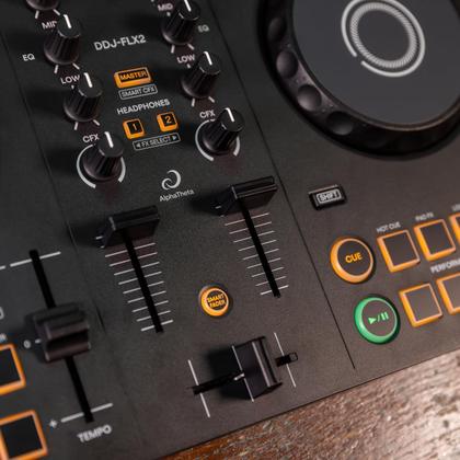 Controlador de DJ AlphaTheta DDJ-FLX2 Compact de 2 canais - Mesa
