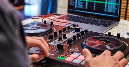 Imagem de Controlador de DJ Hercules DJControl Inpulse 300 MK2 2 Decks