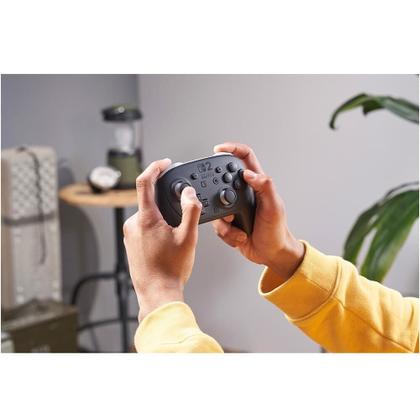 Imagem de Controle Nintendo Pro para Nintendo Switch 2, Preto e Branco