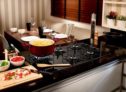 Imagem de Cooktop 5 Bocas Brastemp com Quadrichama e Acendimento Automático - BDD85AE