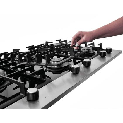 Imagem de Cooktop a Gás Fischer 5 Bocas Tripla Chama Platinium com Trempe de ferro fundido Mesa Vidro 33810-92122 Bivolt