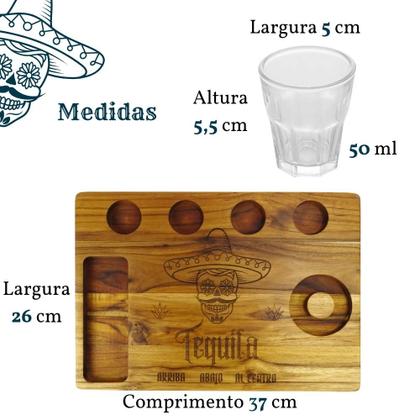 Imagem de copinho shot tequila doses com tábua