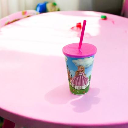 Imagem de Copo de Plástico 550ml para Crianças  Tema Love Princesa