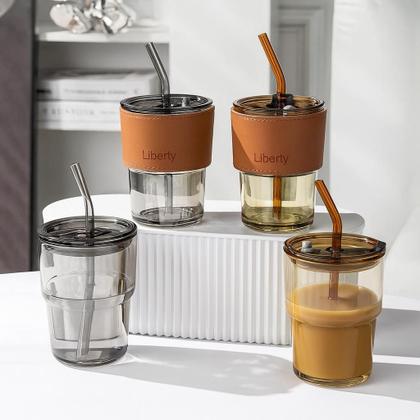 Imagem de Copo De Vidro Com Canudo Tampa e Vedação 450ML Dourado