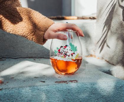 Imagem de Copo de vinho Silver Buffalo Disney Mickey Minnie Christmas