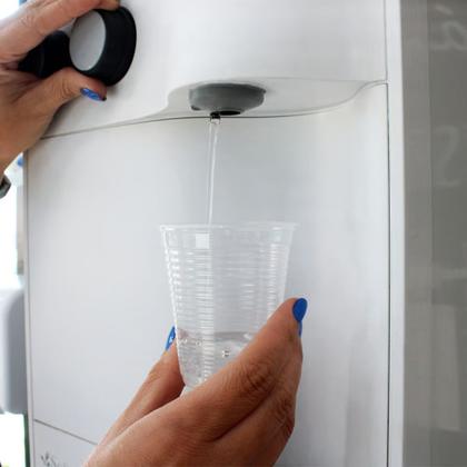 Imagem de Copo Descartável PP 200ml Transparente Copobras Com 100 Unidades