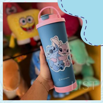 Imagem de Copo Térmico Stitch E Angel 850ml Tampa Antivazamento Canudo Inox E Alça Retrátil