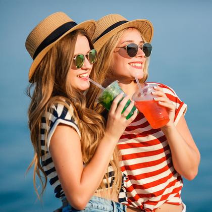 Imagem de Copos de plástico descartáveis Eupako 350ml com tampas, conjunto de 100