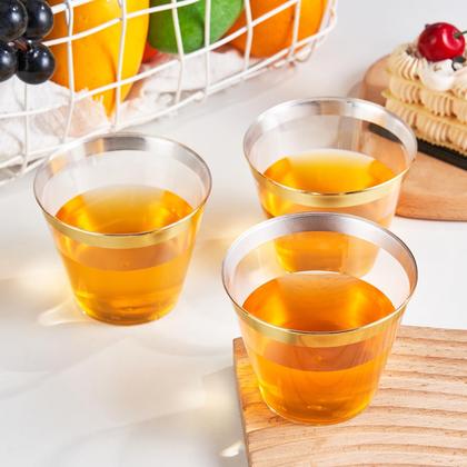 Imagem de Copos de plástico descartáveis RACETOP 270 mL com borda dourada pacote com 200