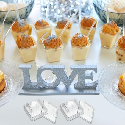 Imagem de Copos de sobremesa Mimorou, pacote com 200 ml, 150 ml com tampas e colheres de plástico