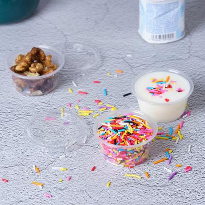 Imagem de Copos de suflê de plástico descartáveis Precisamente plástico de 60 mL com tampas