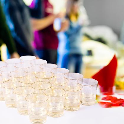 Imagem de Copos plásticos descartáveis JOLLY CHEF 9oz Gold Glitter x100