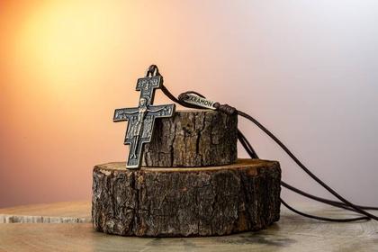 Imagem de Cordão Cruz de São Damião em Metal