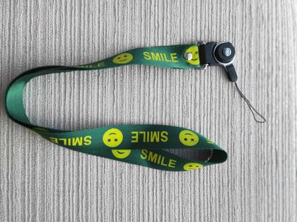 Imagem de Cordão de pescoço para celular pendrive 