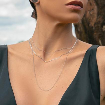 Imagem de Corrente Feminina Portuguesa Maciça Diamantada Em Ouro Branco 18k 1,50mm