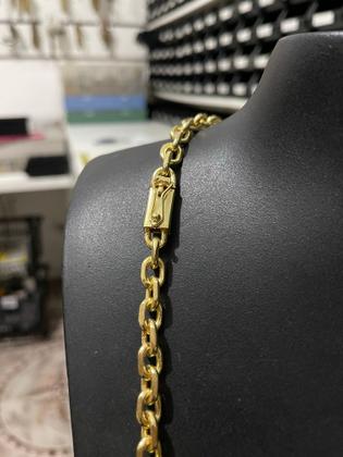 Imagem de Corrente modelo cadeado com quina medindo 8 mm de espessura