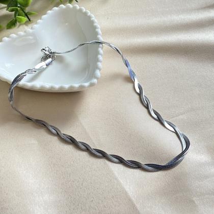 Imagem de Corrente Trançada Prateada com 2 Fios em Aço Inox