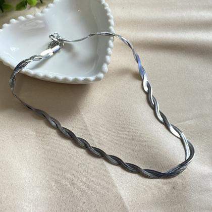 Imagem de Corrente Trançada Prateada com 2 Fios em Aço Inox