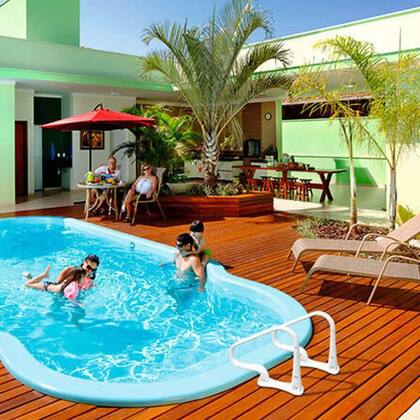 Imagem de Corrimão Max Para Piscina Com Escada - Igui - Cor Branco