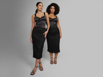 Imagem de Corset Vista Magalu x Letticia Munniz Acetinado Alça Larga