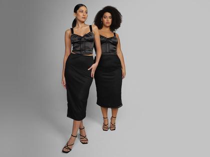 Imagem de Corset Vista Magalu x Letticia Munniz Acetinado Alça Larga