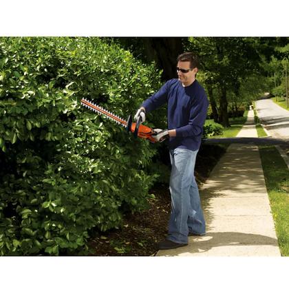 Imagem de Cortador de Cerca Viva 22'' (560mm) C/Bat. 20V Bivolt - B&D