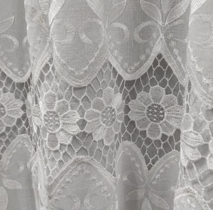 Imagem de Cortina Luxuosa De Voil Linho Bordado Guipir Com Forro Microfibra 6,00x2,60