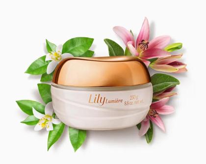 Imagem de Creme Acetinado Hidratante Corporal Lily Lumière 250g