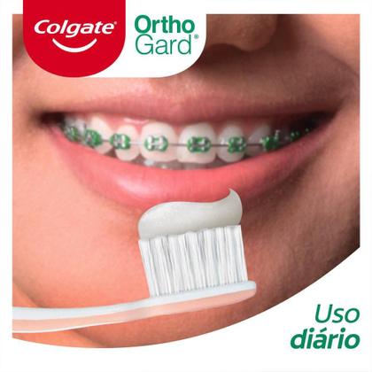 Imagem de Creme Dental Colgate OrthoGard de Uso Diário E Cuidado Ortodôntico 90g