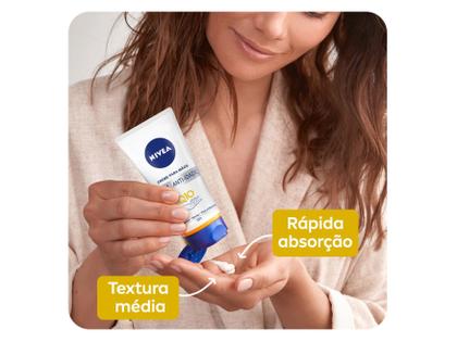 Imagem de Creme Hidratante para Mãos Nivea 3 em 1