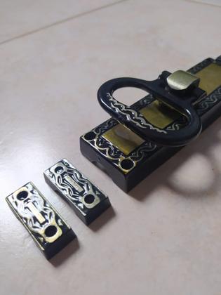 Imagem de Cremona colonial decorada fecho para janela trinco