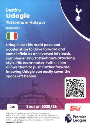 Imagem de Cromo de Futebol Topps 2025-26 Destiny Udogie Tottenham