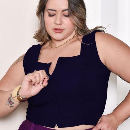 Imagem de Cropped Colete Blusinha com Zíper Bengaline Plus Size Cor:MarinhoTamanho:G3