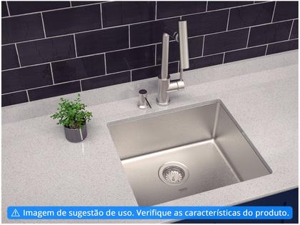Imagem de Cuba de embutir Tramontina Design Collection Quadrum Undermount em Aço Inox com Acabamento Scotch Brite 45 U 45x40 cm