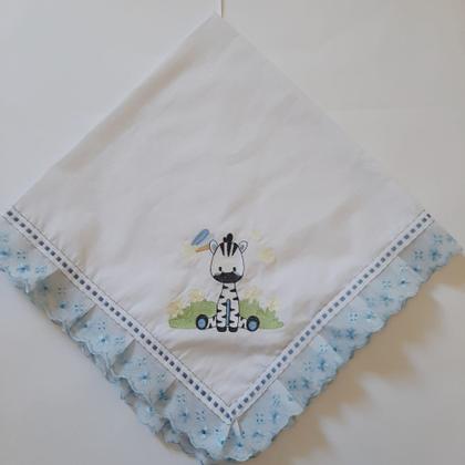 Imagem de Cueiro Manta Soft Para Bebê Bordada Com Lese 100% Algodão Kit 03 Peças Para Passeio e Maternidade