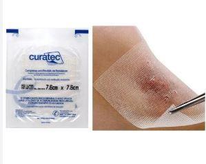 Imagem de Curativo Compressa com Emulsão de Petrolatum Curatec 7,6 X 7,6 Cm kit com 6 envelopes c/ 1 unidade