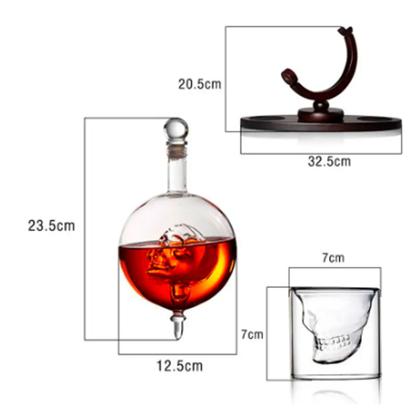 Imagem de Decanter Whisky Caveira Com Base e Dois Copos Skull