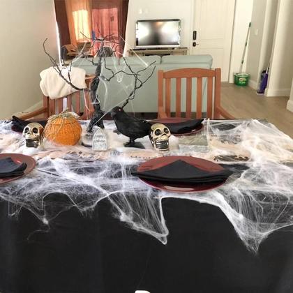 Imagem de Decoração de Halloween: Teia de Aranha Elástica e Assustadora para Festa