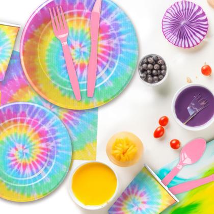 Imagem de Decorações de festa e talheres Xenorik Tie Dye para 24 convidados