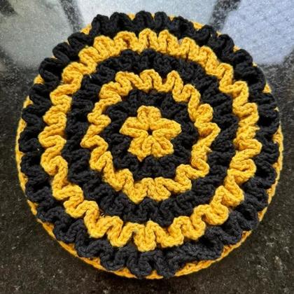 Imagem de Descanso de Panela de Crochê Duplo 22cm Amarelo e Preto