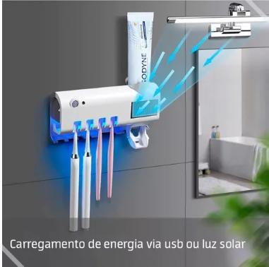 Imagem de Destaque-se com modernidade: Suporte Elétrico Esterilizador de Escovas de Dente LED Branco.