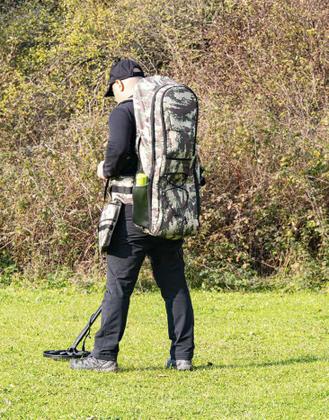 Imagem de Detector De Metais Equinox 700 Prova D'agua Mochila Top