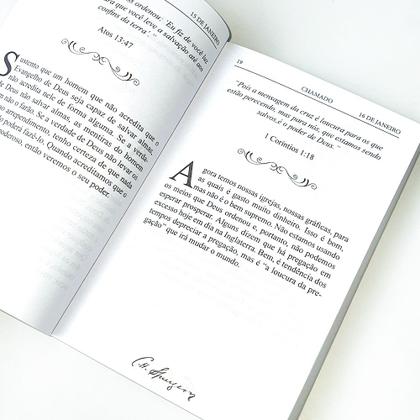 Imagem de Devocional 365 Mensagens Diárias com Charles Spurgeon - Flor Cerejeira  Caixa 20 Unidades