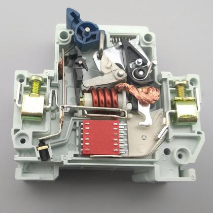 Imagem de Disjuntor DR Bipolar 110V 220V 36mm 32A 30mA