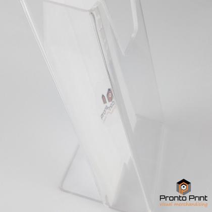 Imagem de Display Expositor Porta Folder A6 (10,5cm x 15cm) Modelo de mesa em Acrílico 3mm