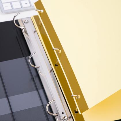 Imagem de Divisórias de encadernação de papel Amazon Basics de 3 anéis com 5 abas e 6 conjuntos