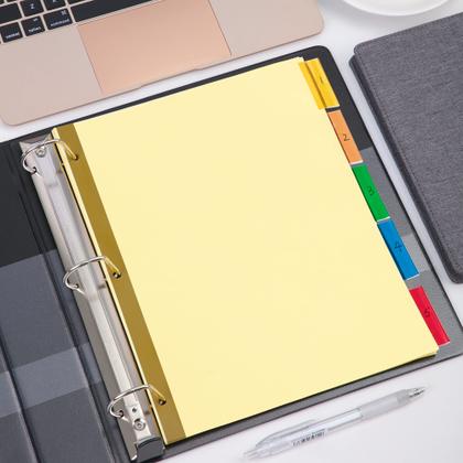 Imagem de Divisórias de encadernação de papel Amazon Basics de 3 anéis com 5 abas e 6 conjuntos