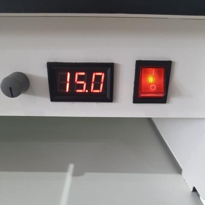 Imagem de Dobradeira manual de chapas de acrílico e termoplásticos 400mm e 600mm